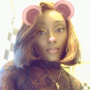 Meet your Posher, Britt